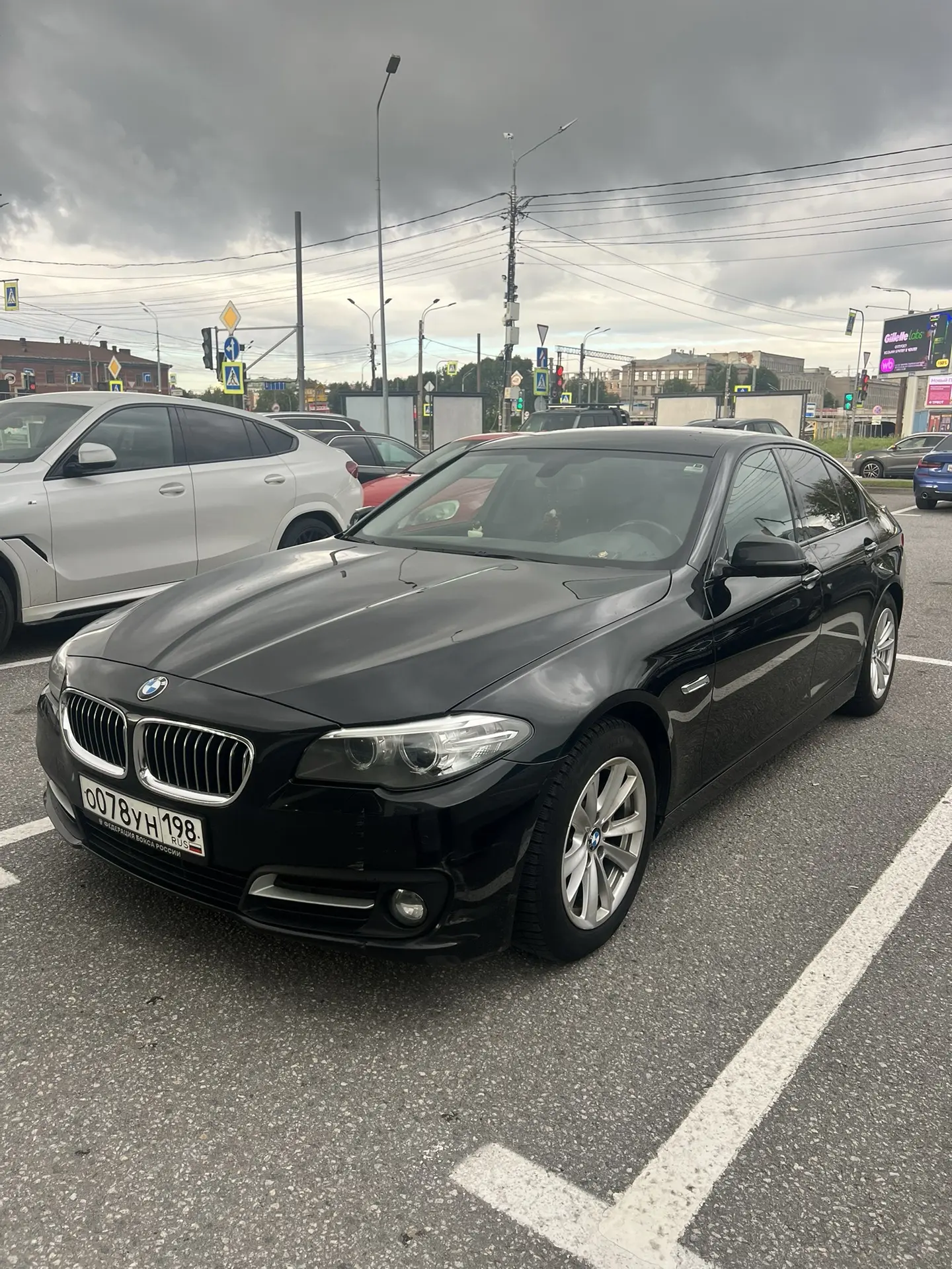 BMW 520i