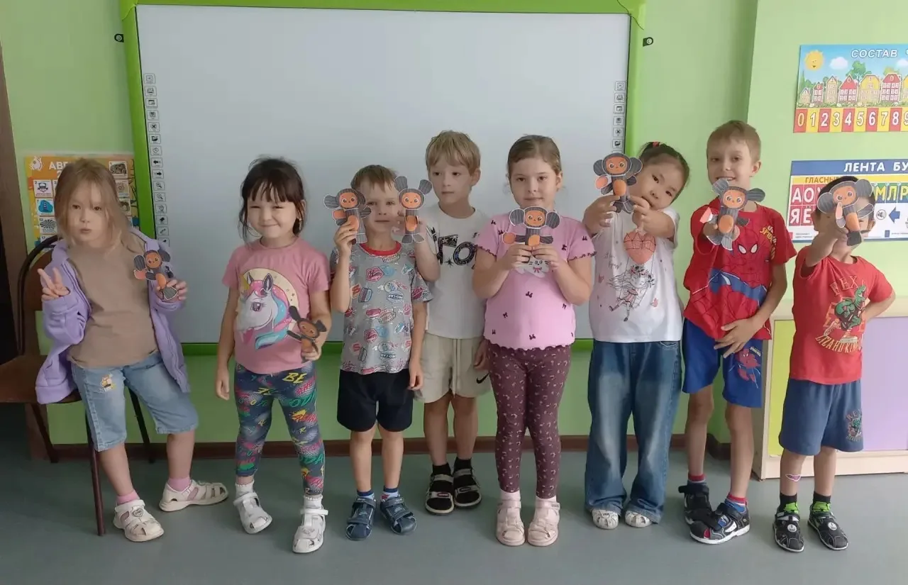 🎉 В честь дня рождения Чебурашки, который отмечается 20 августа, наши "Букварики" погр...