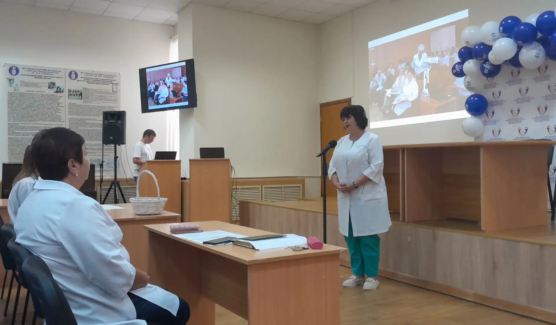 1 сентября в Ивановском НИИ материнства и детства им. В. Н. Городкова прошло торжествен...
