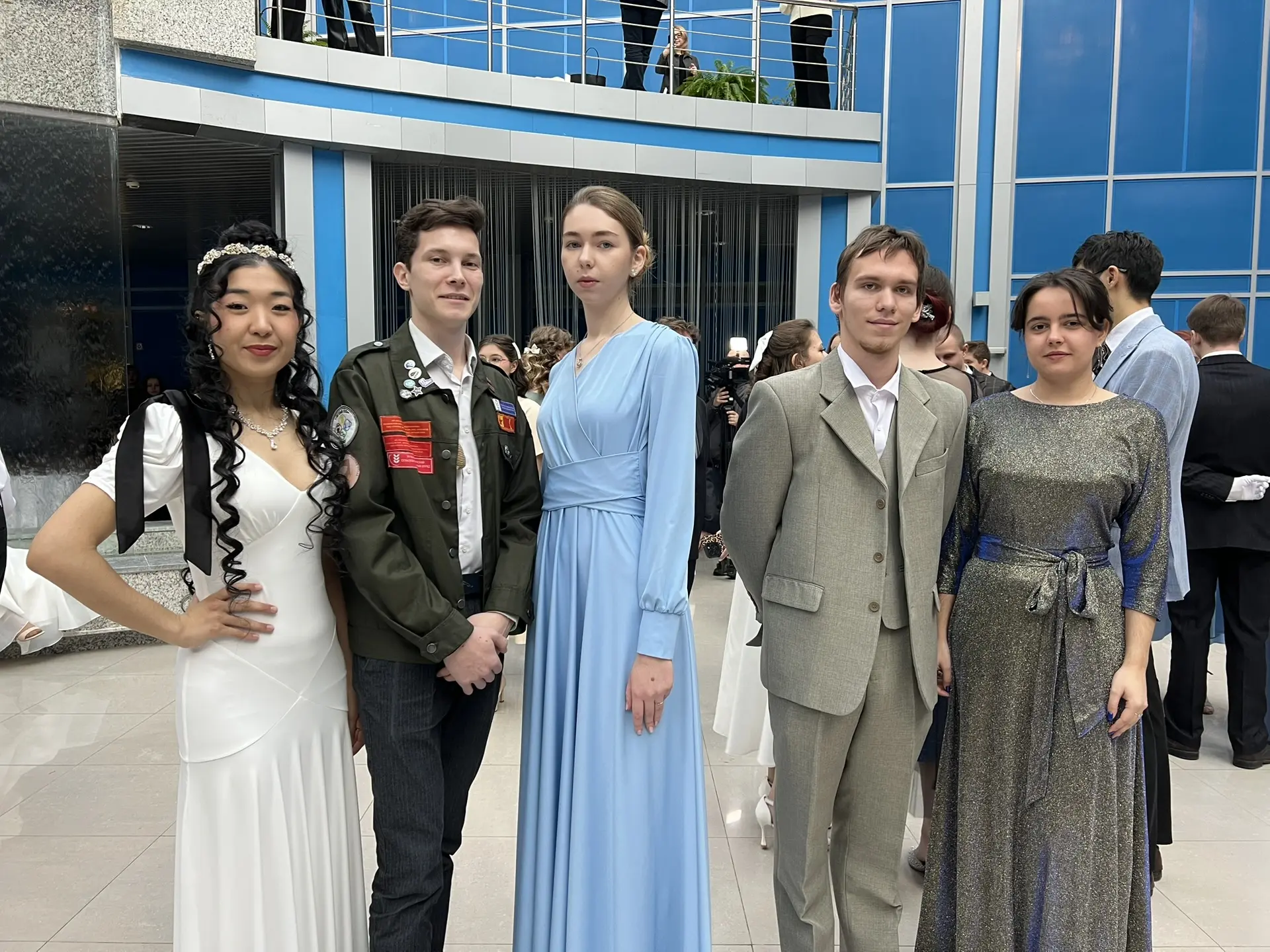 🎭 Бал, достойный королей и королев студенчества! 🎭  Сегодня наши студенты окунулись в атмосферу наст