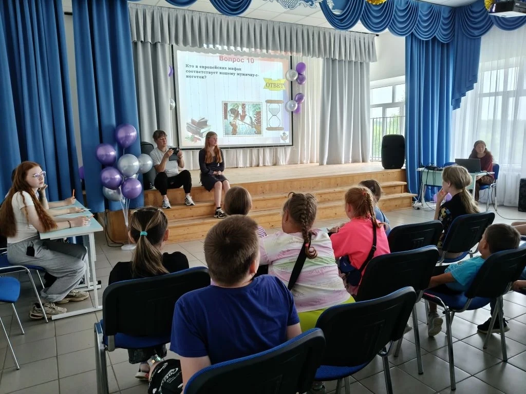 ✨ Интеллектуальный бой в нашем лагере! 

Сегодня наш лагерь превратился в настоящую телевизионную ст