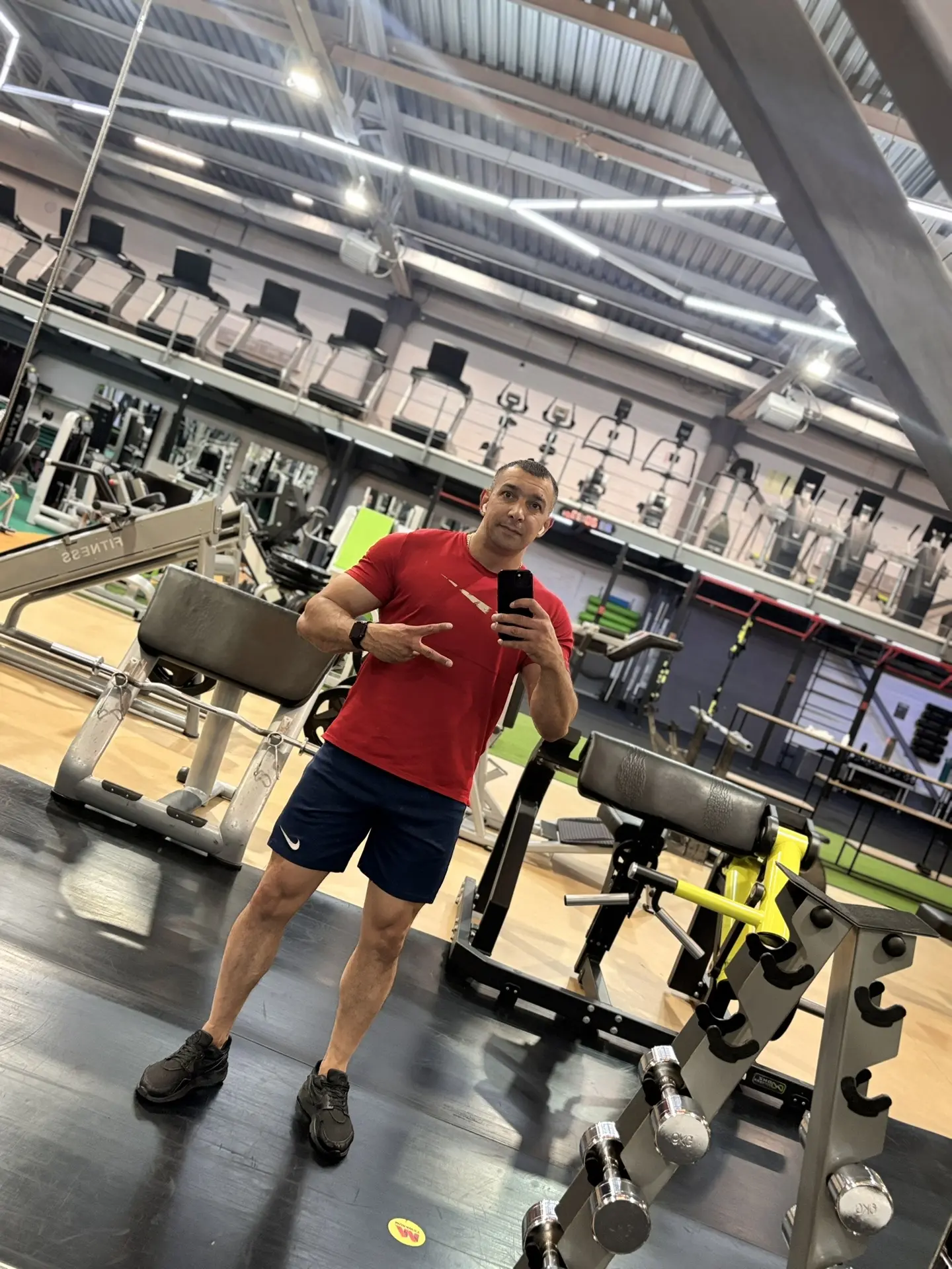 Бомбим, после работы 🏋️‍♂️
