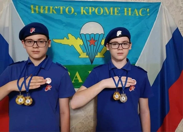 Хочу поздравить команду отряда «Голубые береты» Центра детского творчества с отличным результатом!
 
