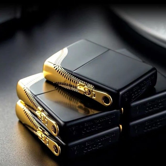 Zippo "3D Zipper Design", японский выпуск.