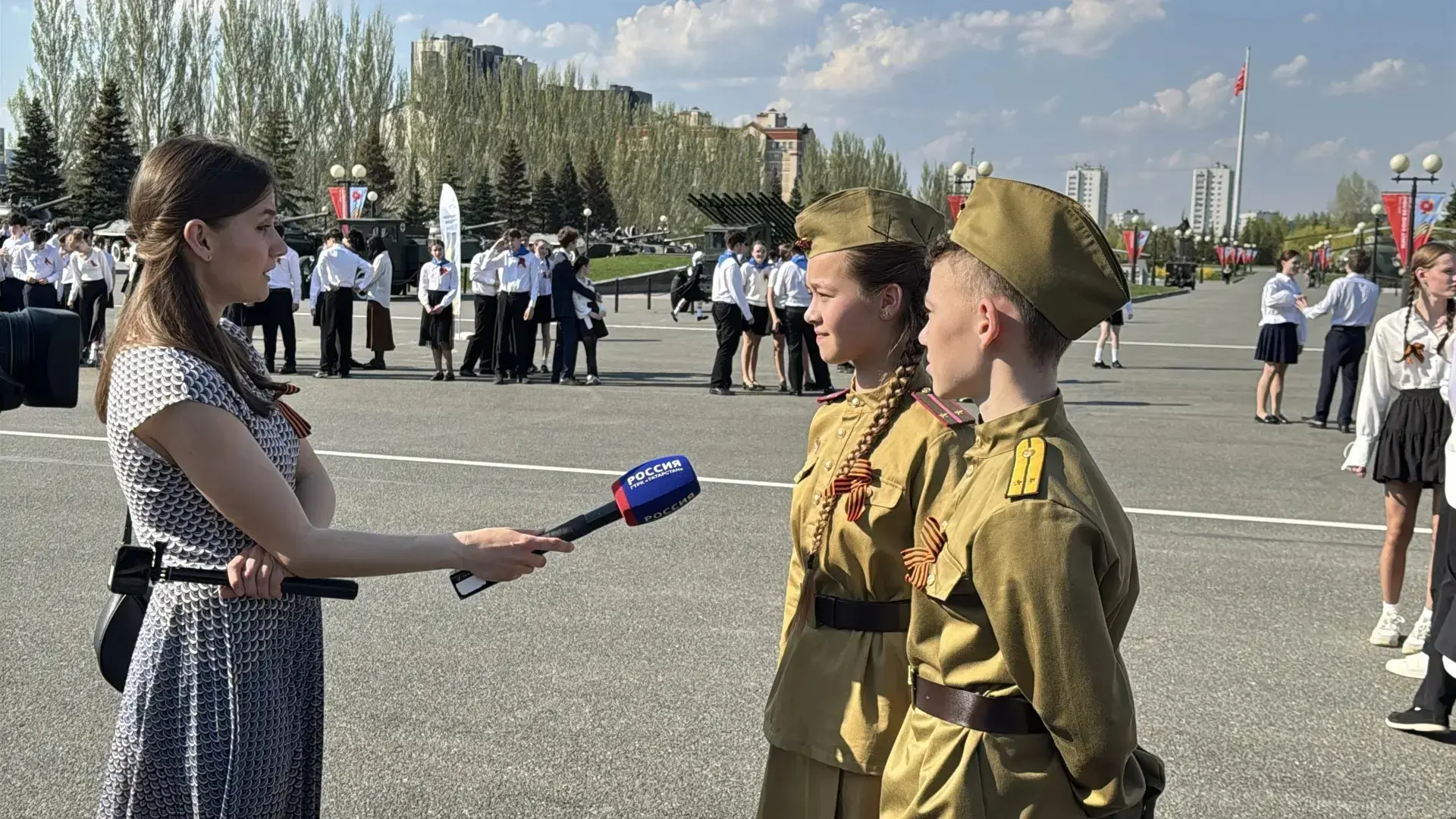 🕊️ Вальс Победы в Парке Победы  Ученик 5А класса Шарифуллин Самат и ученица 5В класса Гараева Аделя 