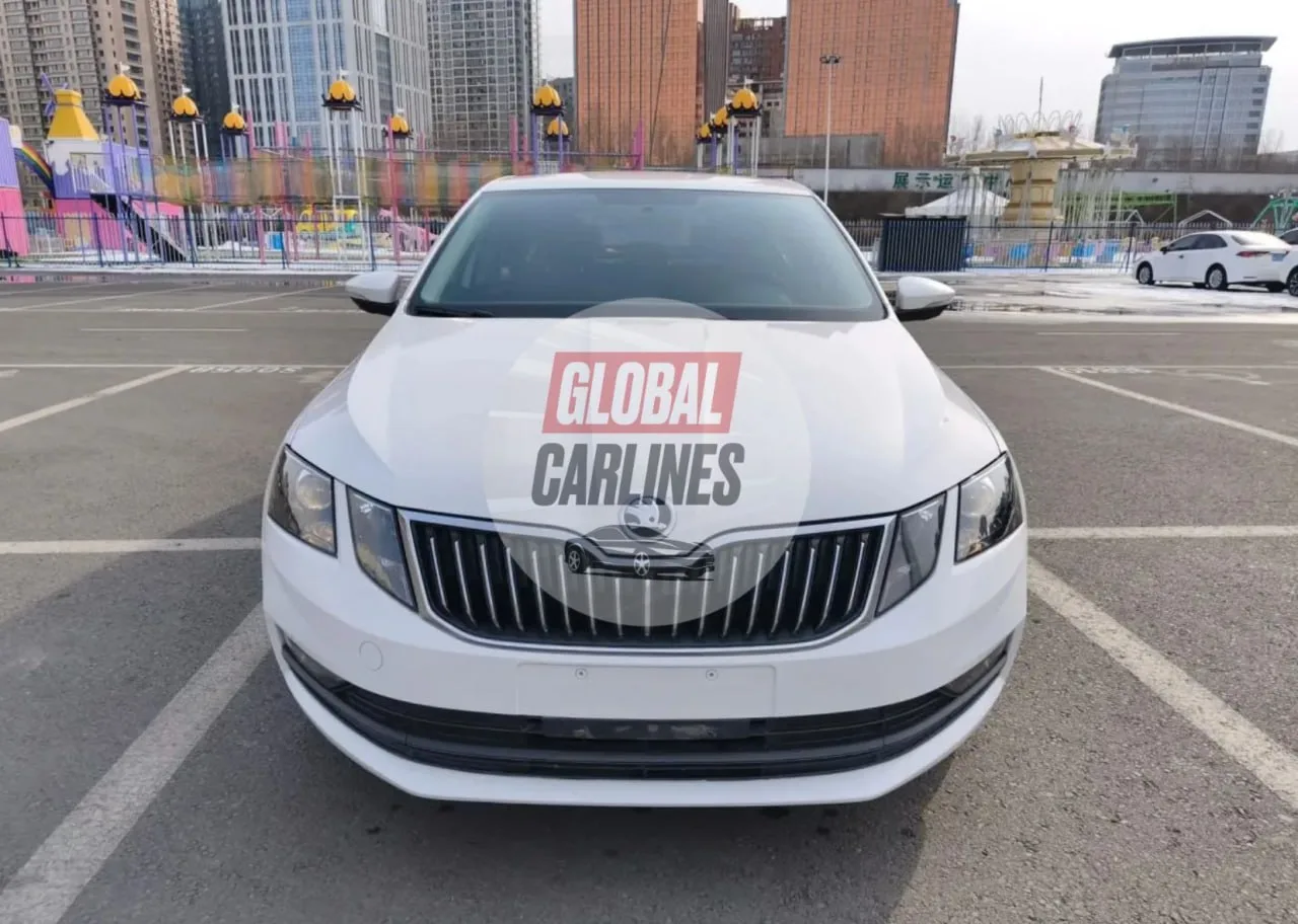 🇨🇿 Skoda Octavia —цена в Уссурийске - 1 480 000 руб.! Идеальный вариант для ежедневных поездок и дал