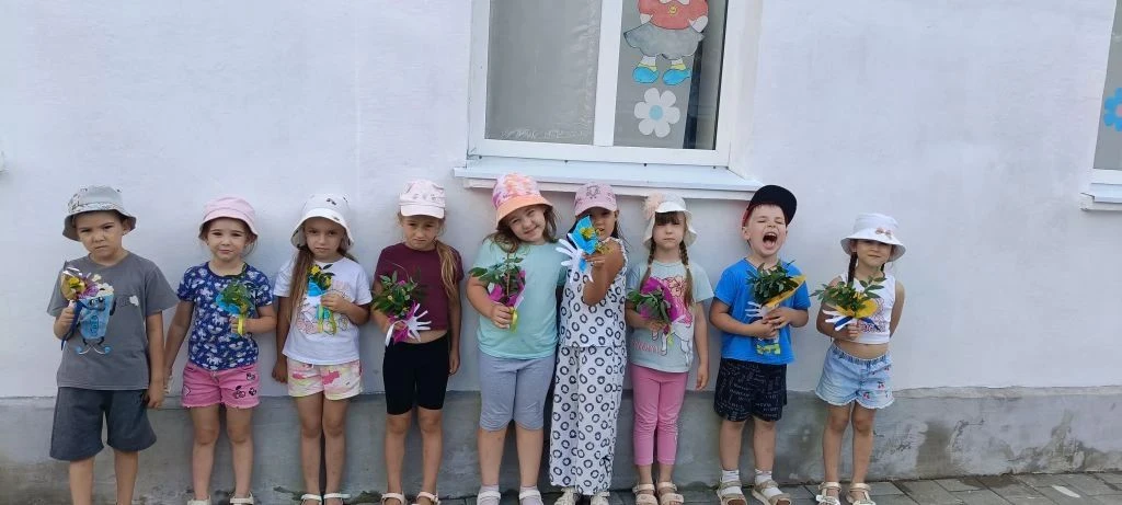 🌿 Юные флористы группы «Ручеёк» творят чудеса! 🌿
Сегодня в нашей подготовительной группе царила ос