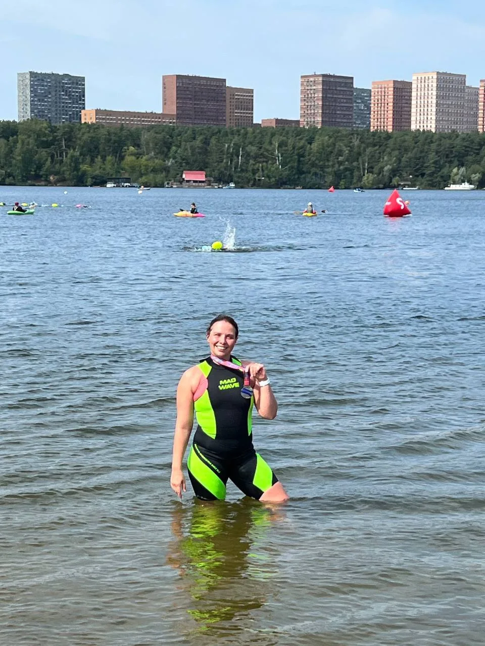 🏊‍♀️ Заплыв позади — эмоции впереди!