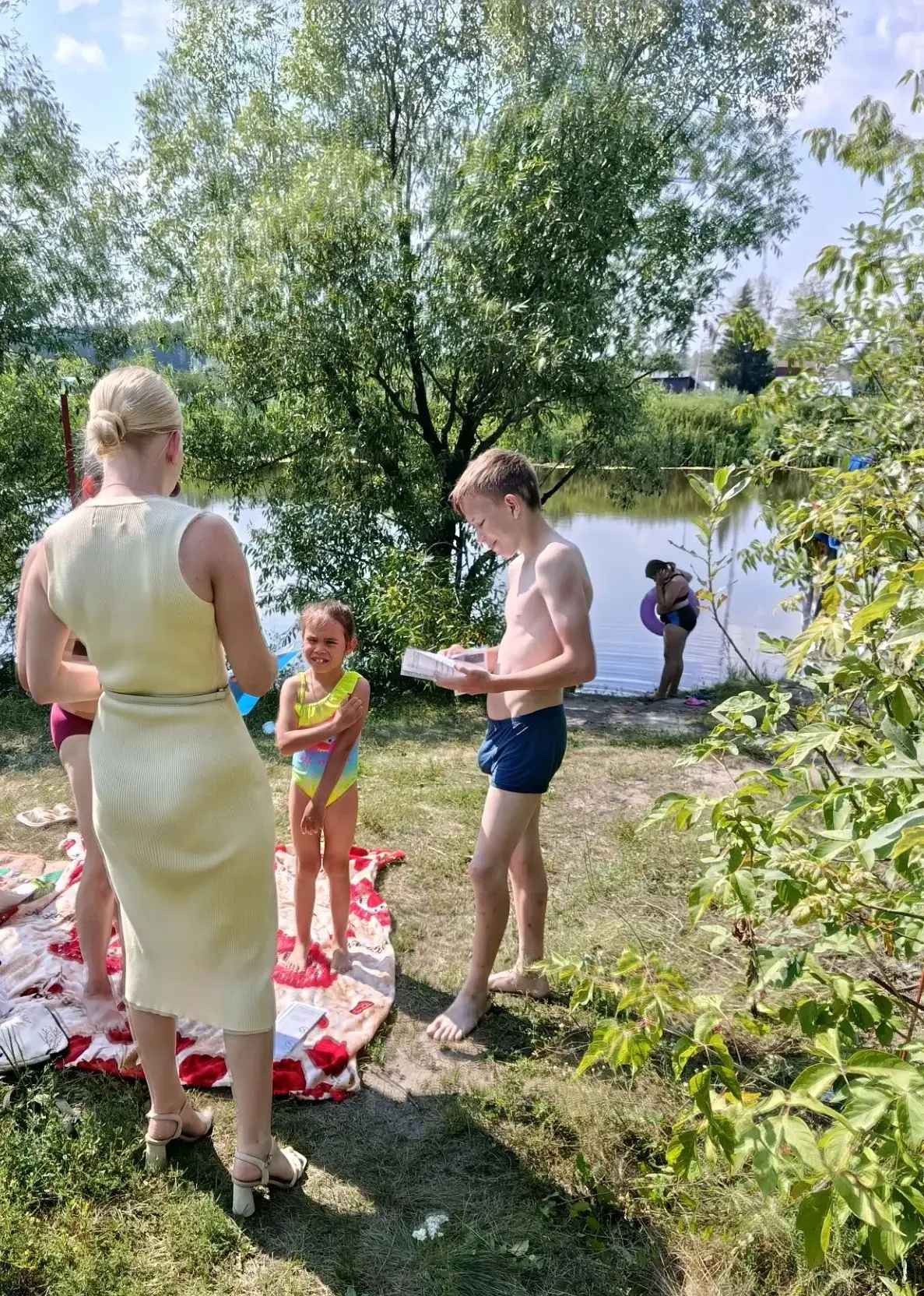 🏊🏻‍♂️Важные запреты лета

Во время каникул дети часто уходят купаться без ведома родителей. Это гр