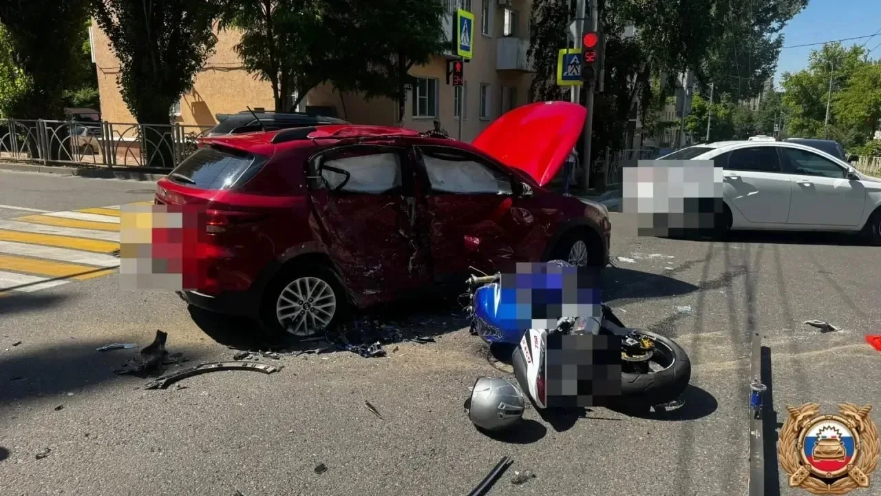 Мотоциклист погиб в ДТП со сбившей его иномаркой в Ставрополе