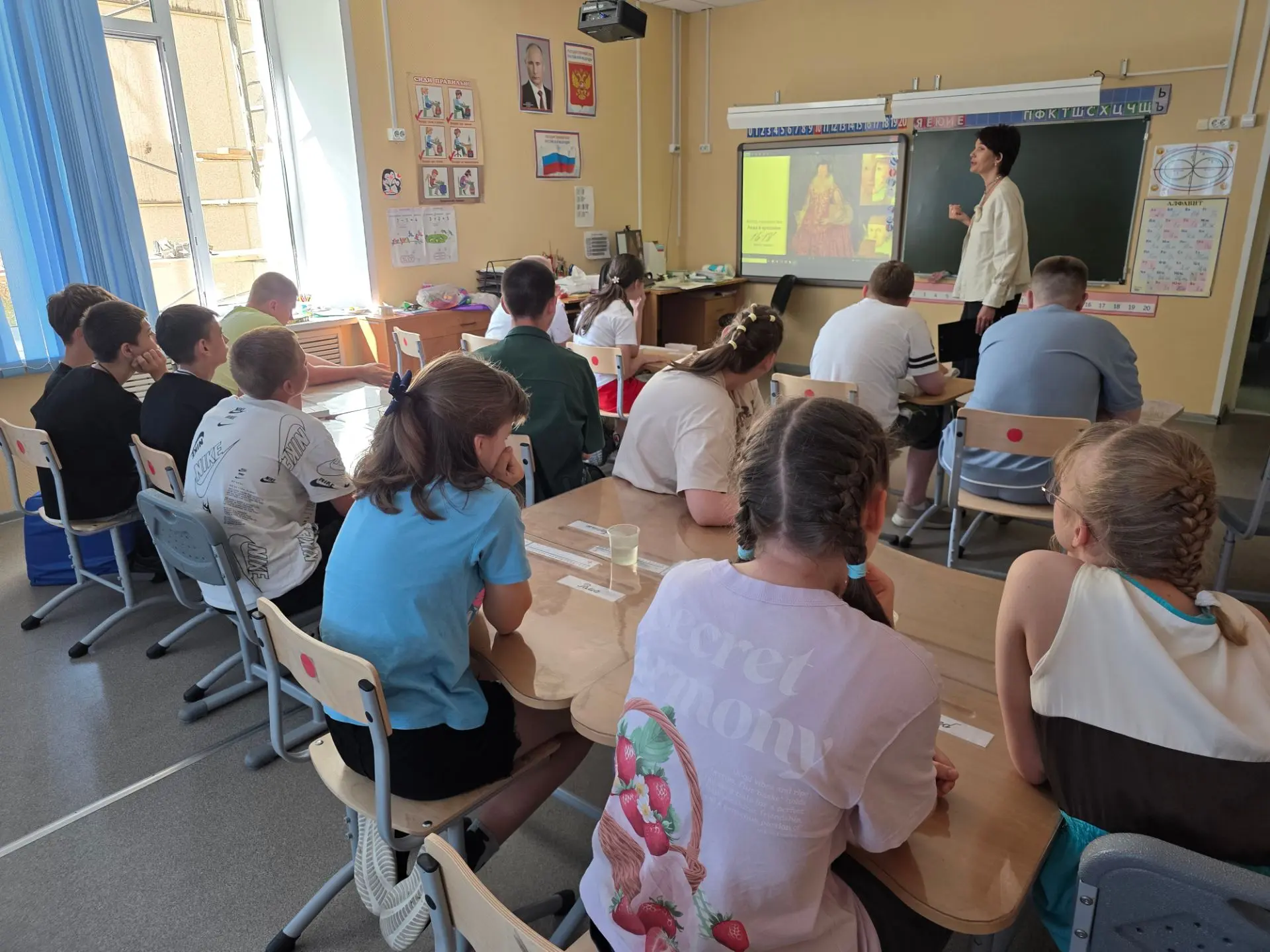 👩‍🎨Творческие мастер-классы.🎨🖌️
📸https://vk.ru/album-207369097_310127963
😃Наши ребята вчера и 