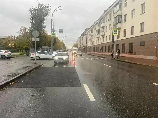 В центре Тюмени школьница пострадала в ДТП на пешеходном переходе