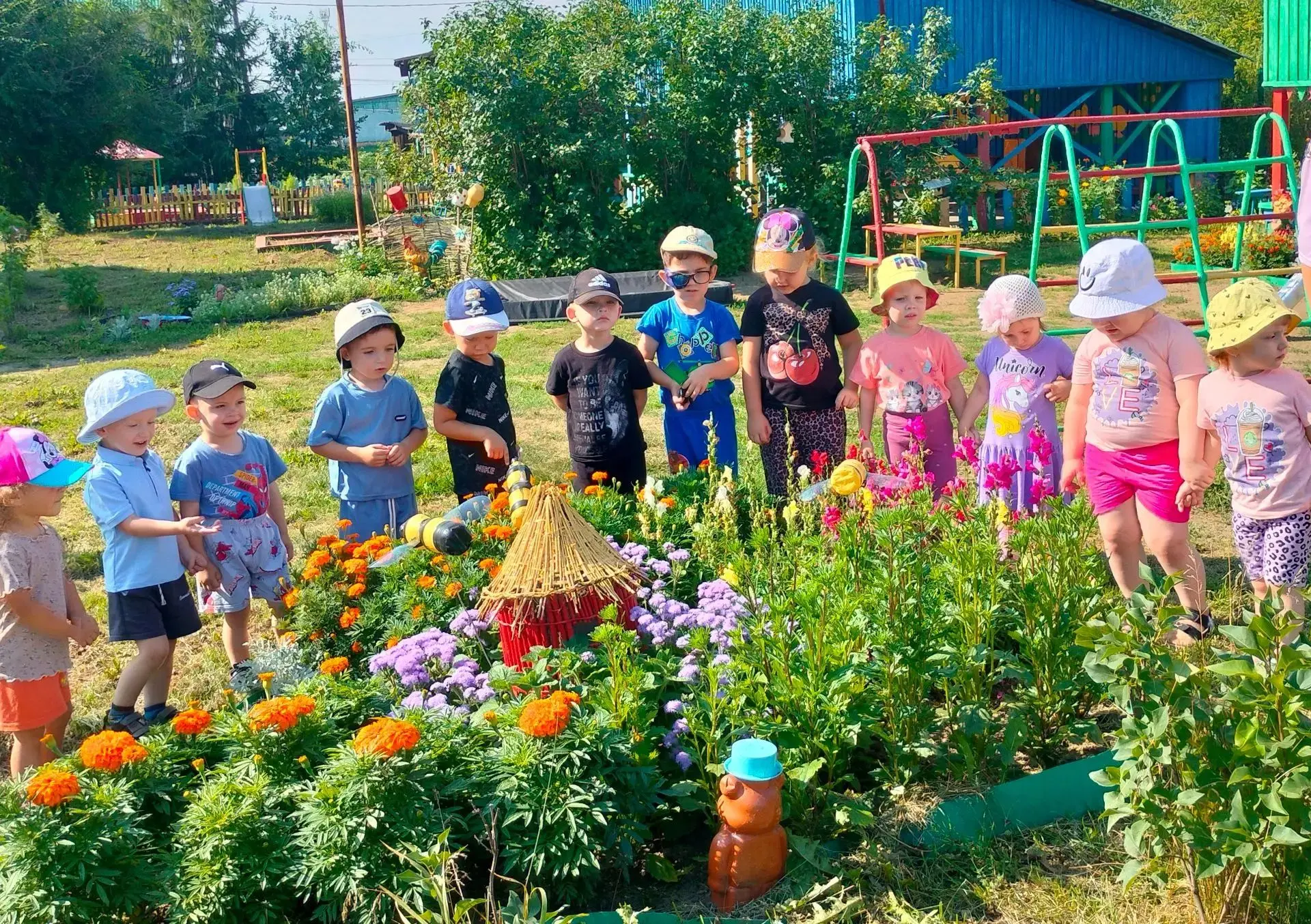 Сегодня наш день был посвящён красоте родного края. Мы много говорили о богатстве нашей...
