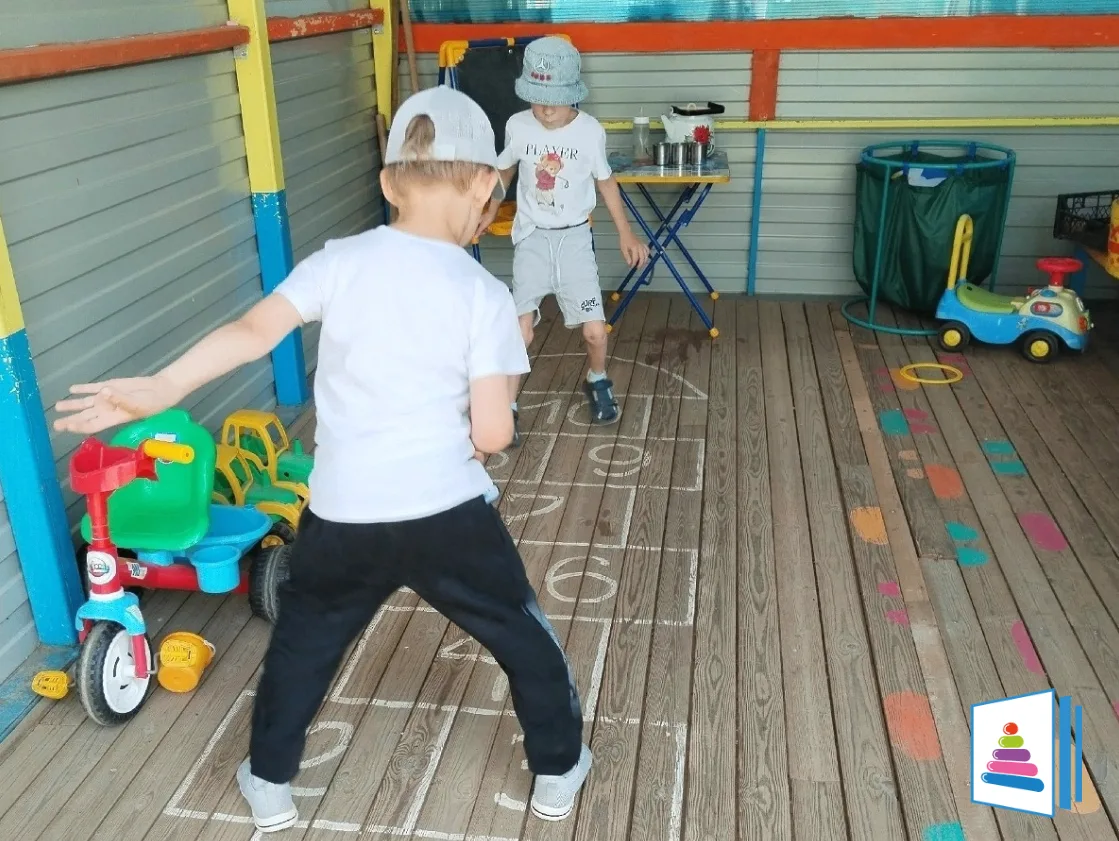 СЧАСТЛИВЫЕ БУДНИ ДОШКОЛЯТ💥 🎉 🎈 
От бабочек до грядок: в детсаду № 8 Сыктывкара прошла неделя «В м