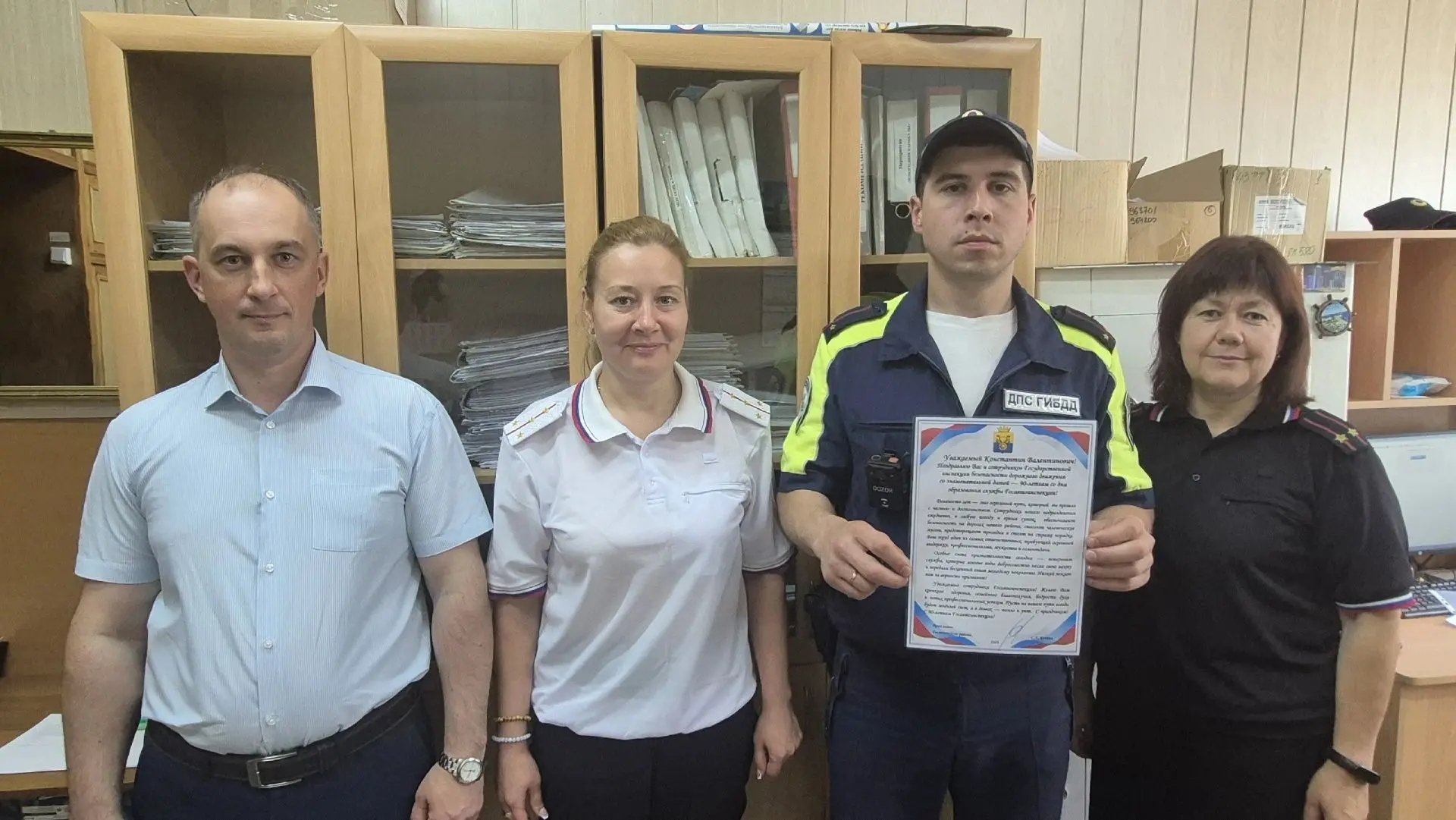 Сегодня в знаменательный юбилейный день первый заместитель главы Омутнинского района Алексей Ситчихи