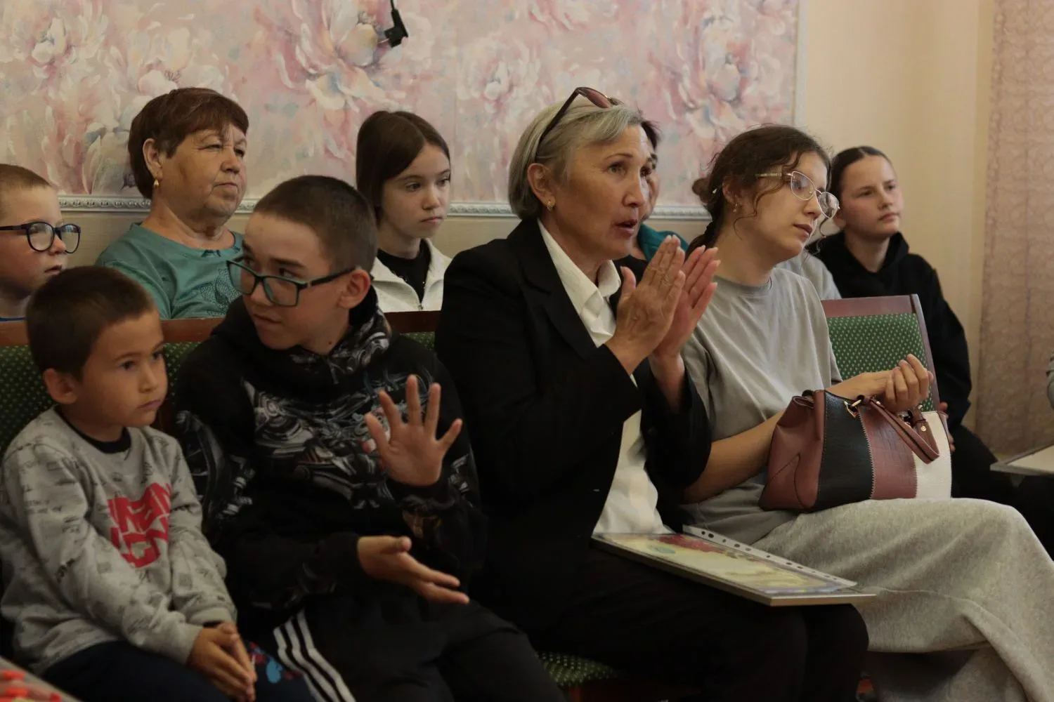 🎉 Финал проекта Клуба замещающих семей «Родные люди» в Киясовском районе прошёл в неве...