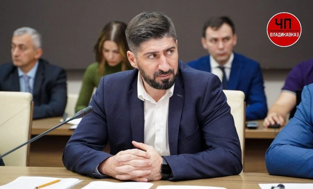⚖️Суд продлил арест помощнику Меняйло, экс-министру строительства Северной Осетии
