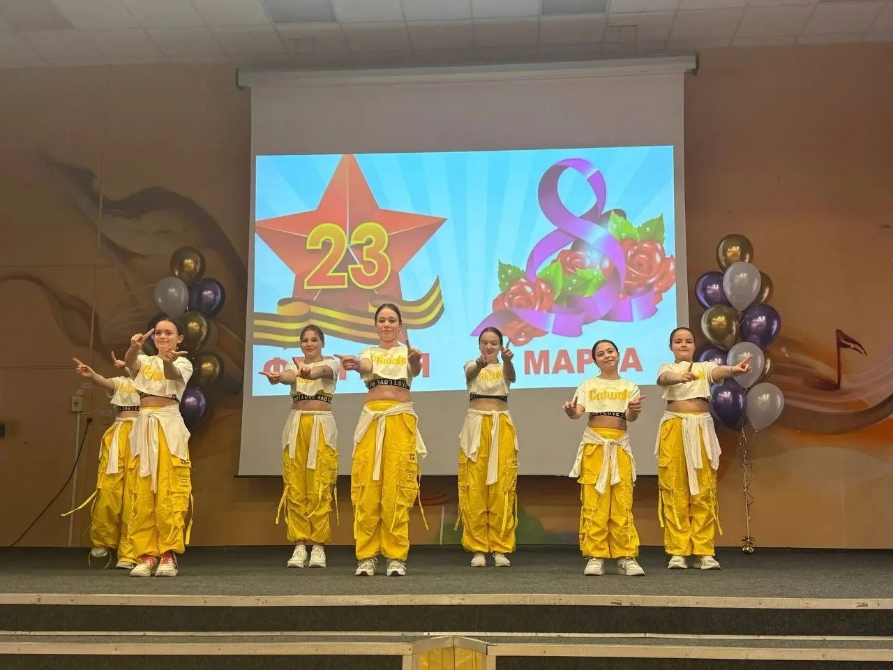 🎈ПРОДОЛЖАЕМ ПОЗДРАВЛЯТЬ С ПРАЗДНИКОМ ВЕСНЫ ☀️  🌟Какие же зажигательные номера подготовили наши талан