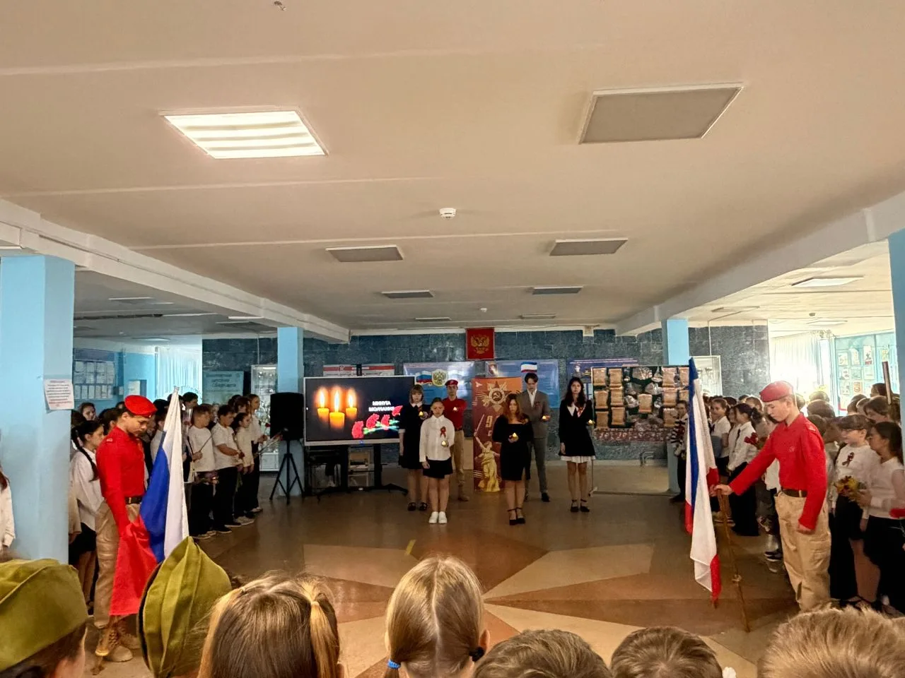 🎖Имя героя — в сердце школы, память о Победе — в сердце каждого.  🎗В МБОУ г. Керчи РК «Школа №26 име