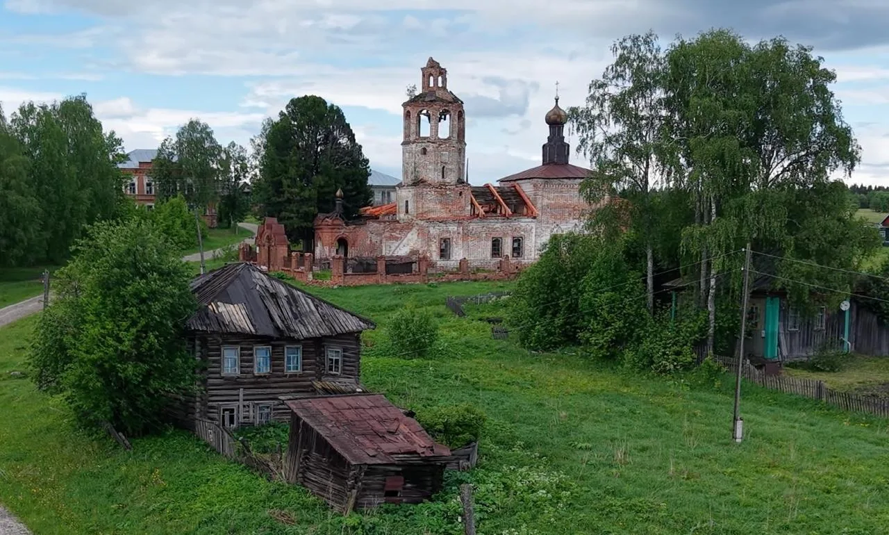 🥰🏙️ Ни домов, ни стен: как Искорское городище оказалось неукреплённым культовым центр...