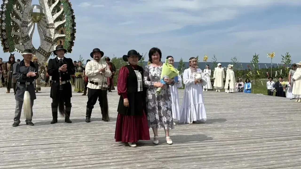 ☀️🌿На священной долине Аанньаах хочото в Олекминском районе состоялось торжественное о...