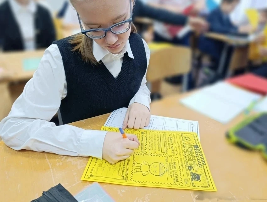 💥Ученики 6 "Г" класса тоже создали свои собственные мультфильмы.   Ребята разработали сценарий, указ