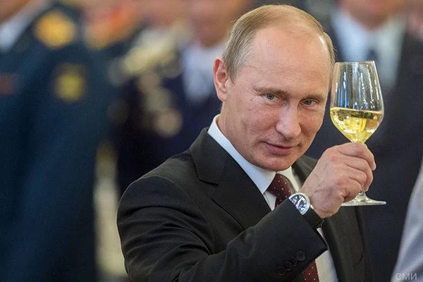Сегодня Владимиру Путину исполнилось 74 года.