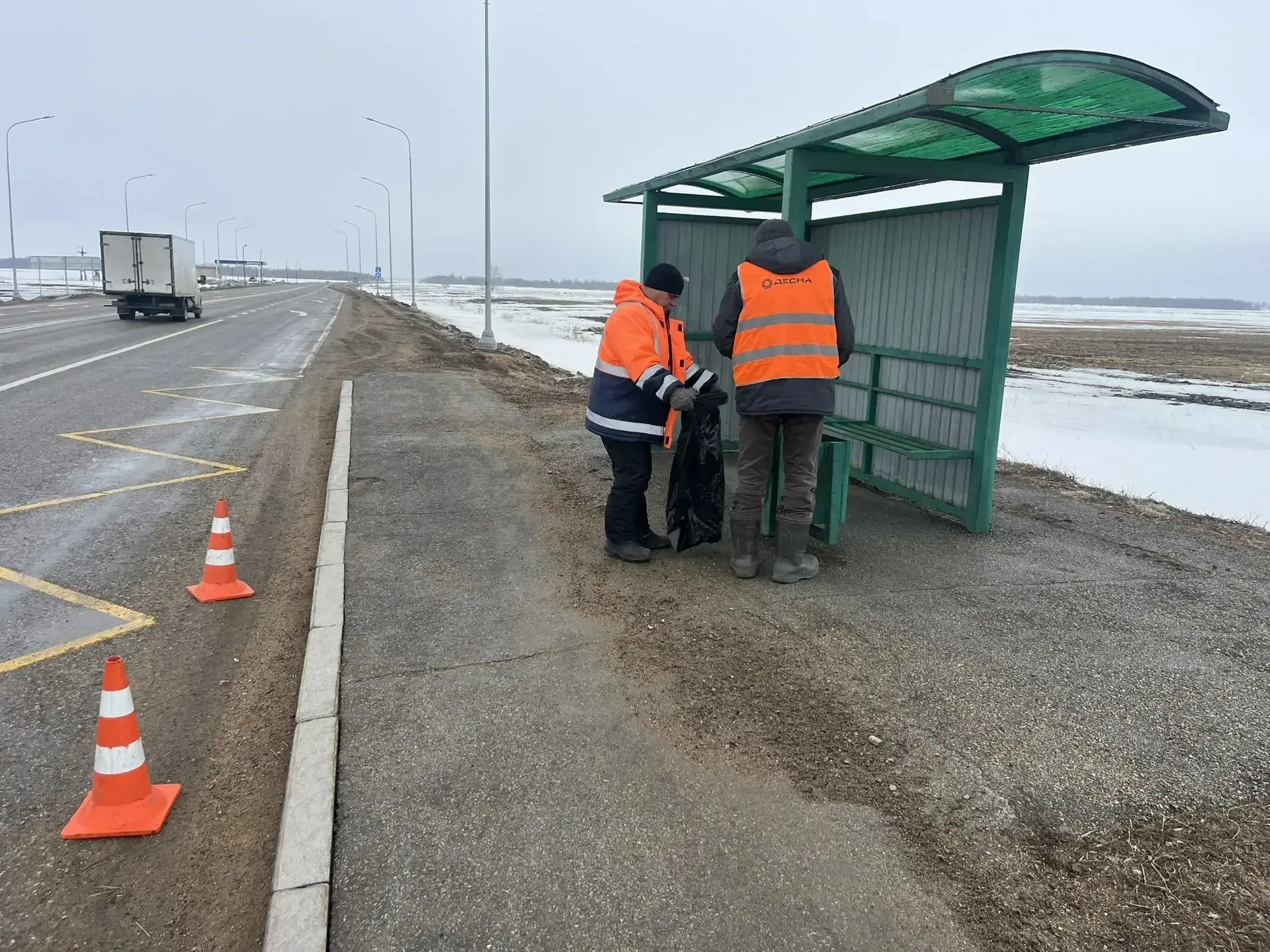 28 марта температура днём +5°С, без осадков, ветер северо-восточный 4 м/с, ночью темпер...