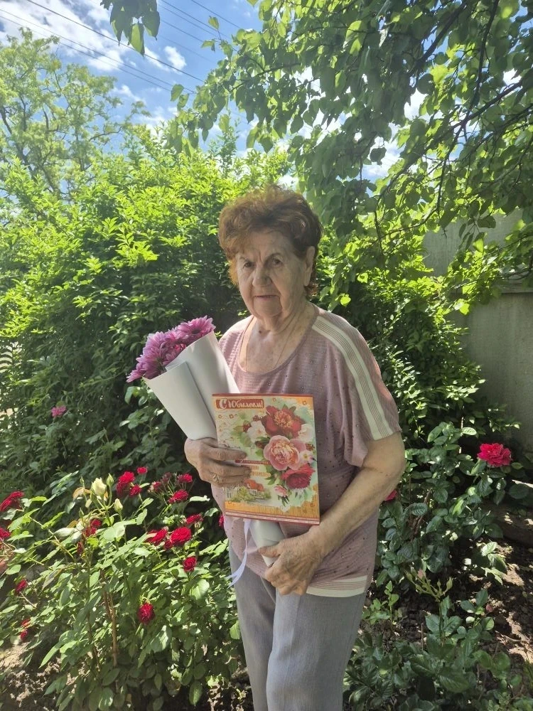 Седьмого июня 2026 года, свой 85-летний юбилей отмечает получатель социальных услуг МБУ «ЦСО» Семика