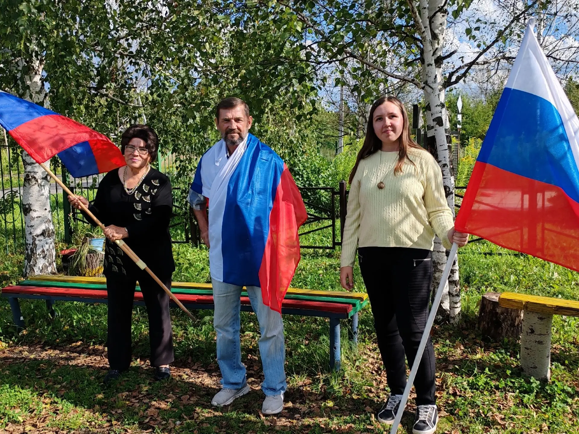 Под флагом отечества.