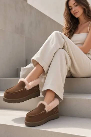 ▫️  UGG ▫️