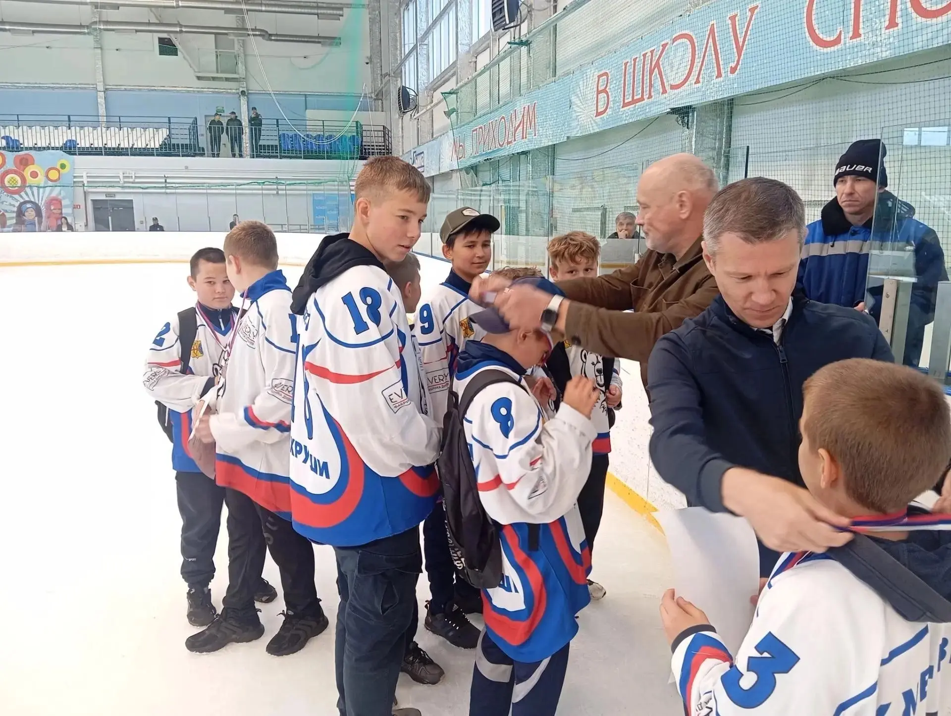 🥅🏒25 августа на ледовой арене СШ "Дымка" завершились официальные областные старты по ...