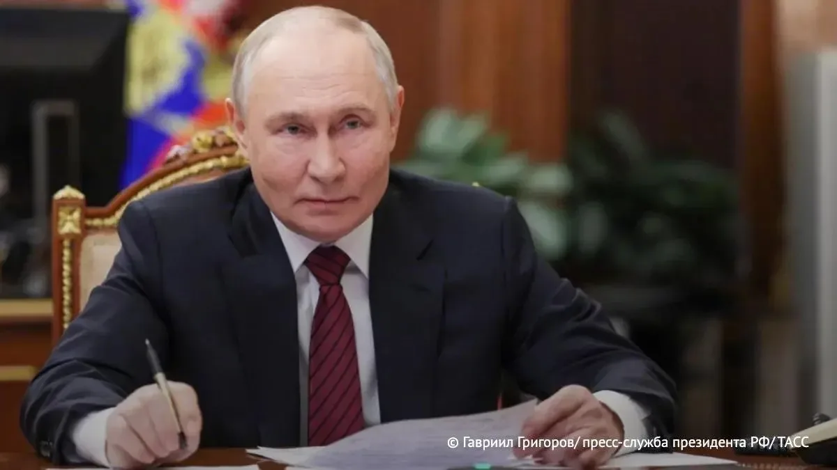 ‼️Россия продолжит модернизировать и развивать свои стратегические ядерные силы, заявил Путин.  РФ п
