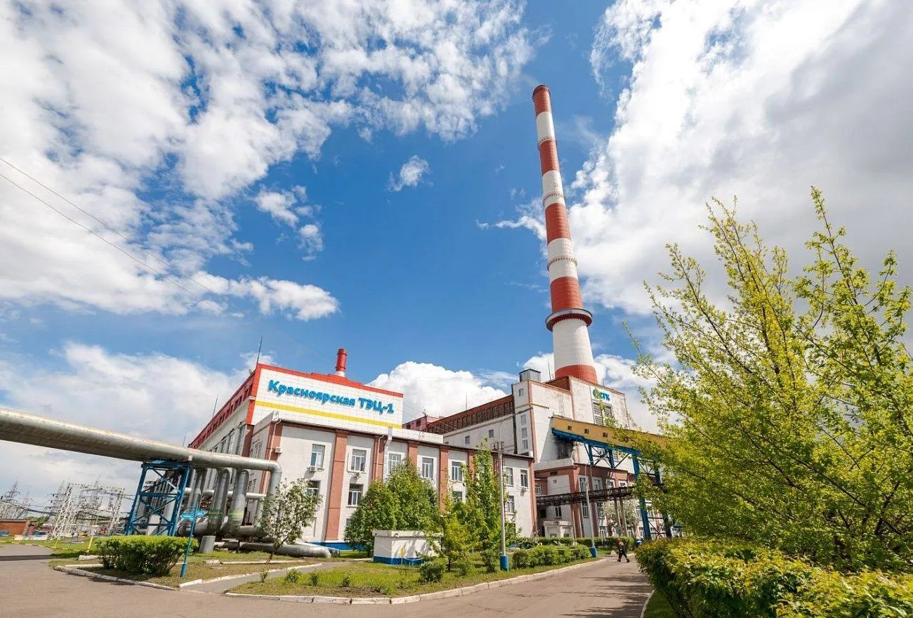 🏭 Красно-белые великаны: почему трубы электростанций полосатые