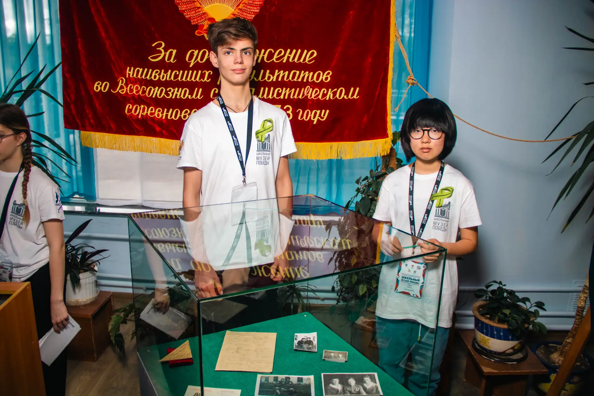 В «Орлёнке» в рамках смены Музея Победы открылась выставка «Путь Победителей».   До Дня Победы более