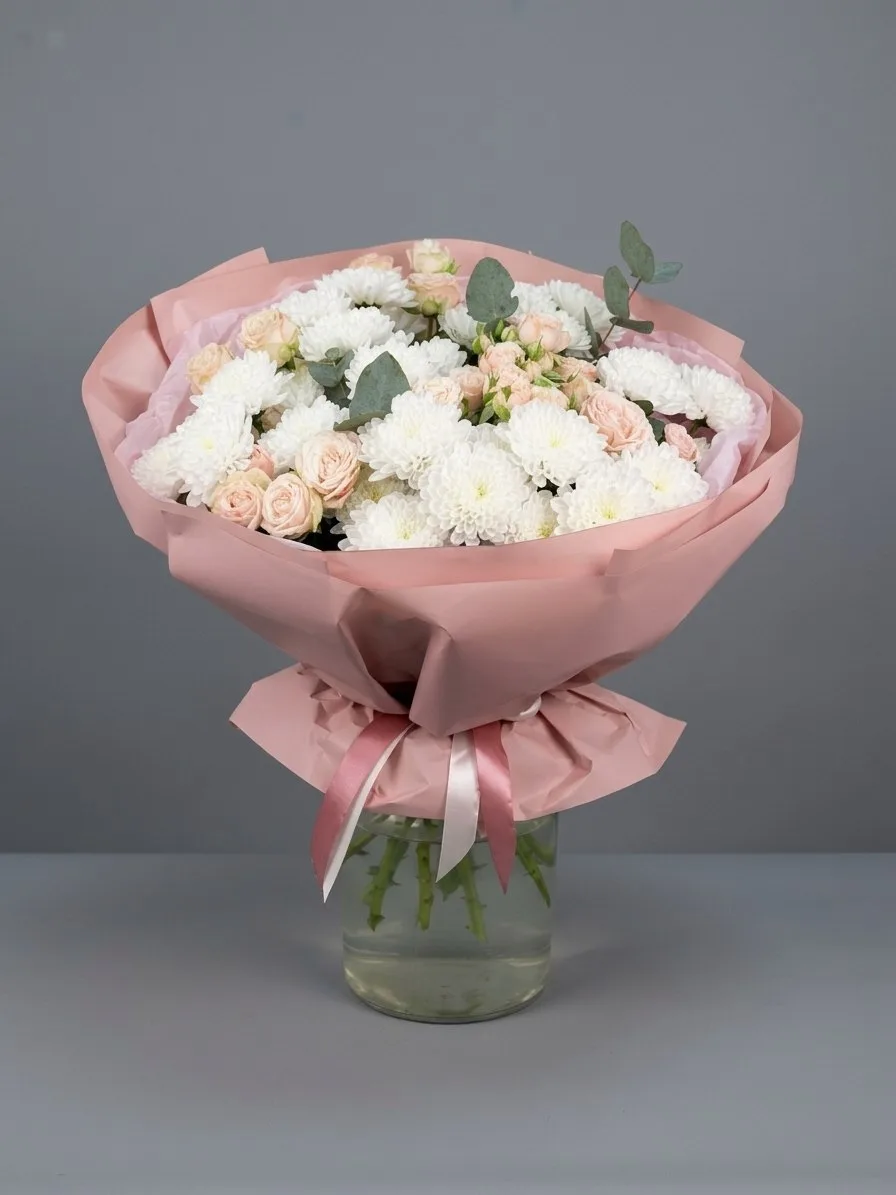 Букет из кустовых роз и хризантем 🌸4360₽