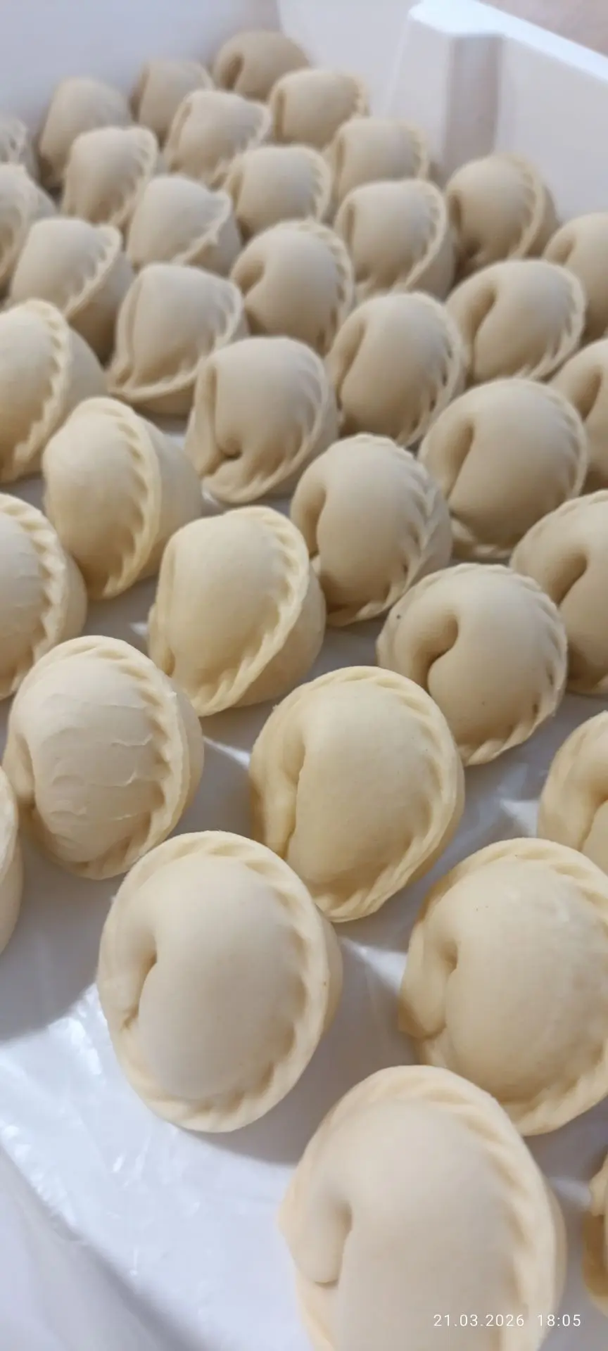 Наш кулинарный день продолжается! Вслед за нежными куриными пельменями приготовили для ...