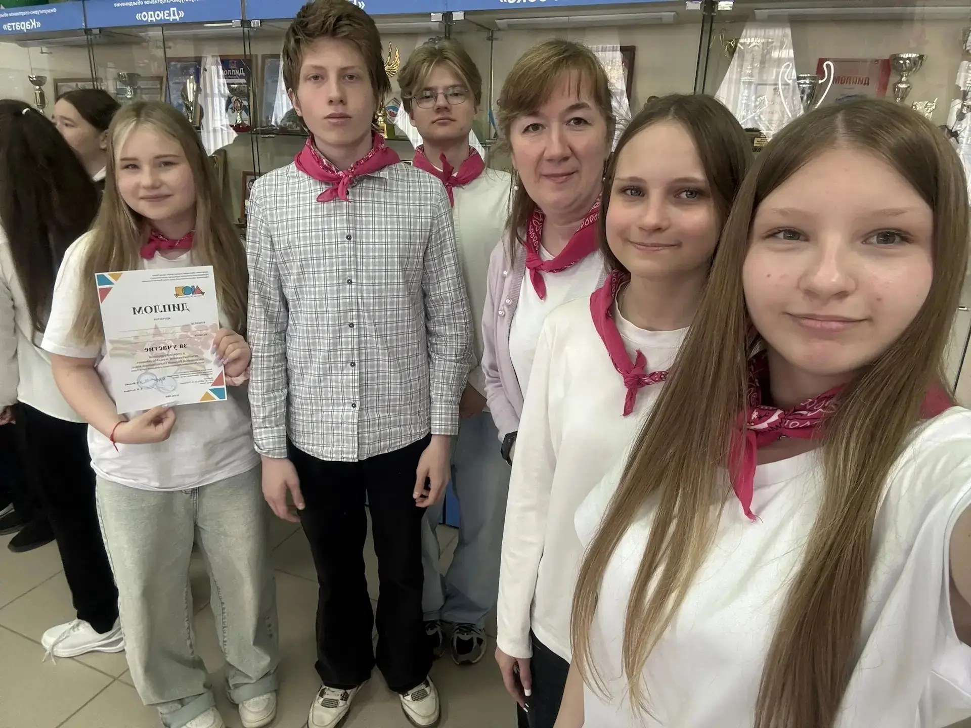 Команда школы приняла участие в городской интеллектуальной игре "Мы помним", посвящённо...