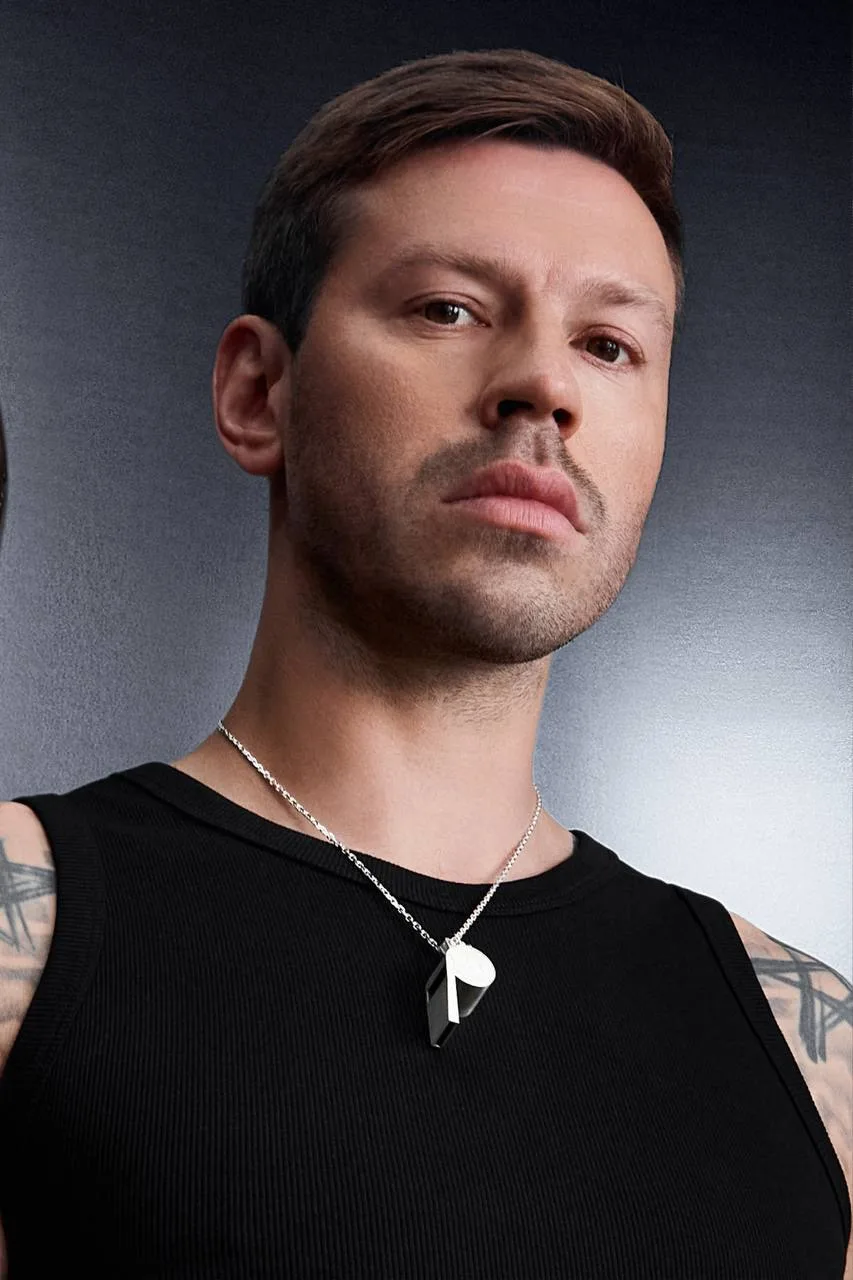 Федор Смолов стал лицом новой ювелирной коллаборации BetBoom Премиум и Mozi Jewelry

Коллекция вдохн