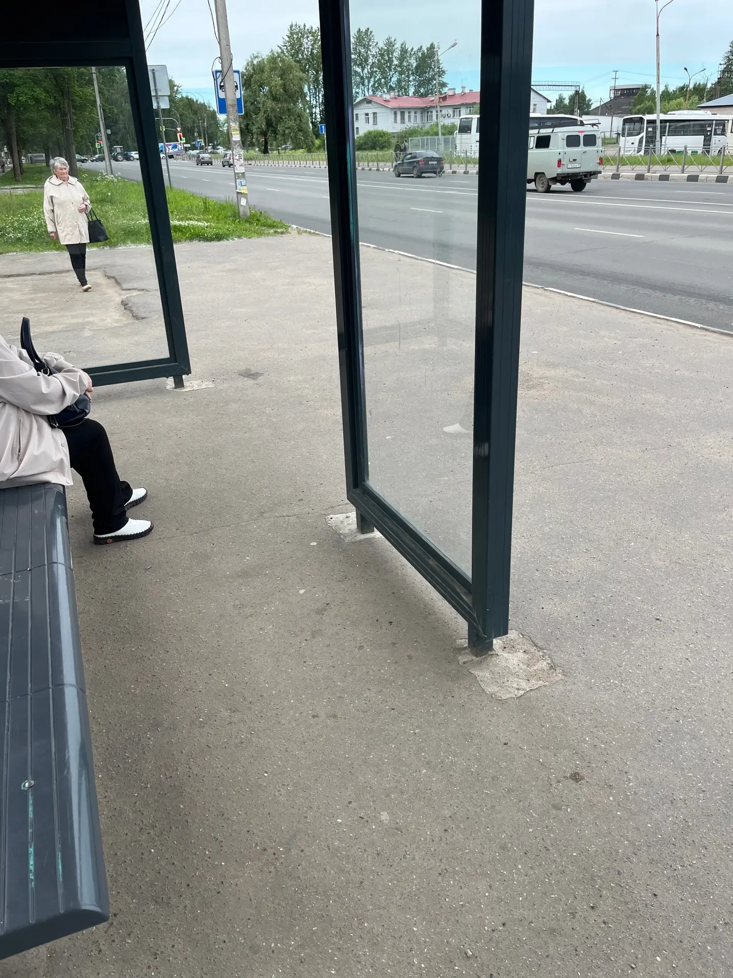 Ненавидите утро? Спасаемся здесь!

Каждое утро все мы добираемся на «любимую» работу, у кого то личн