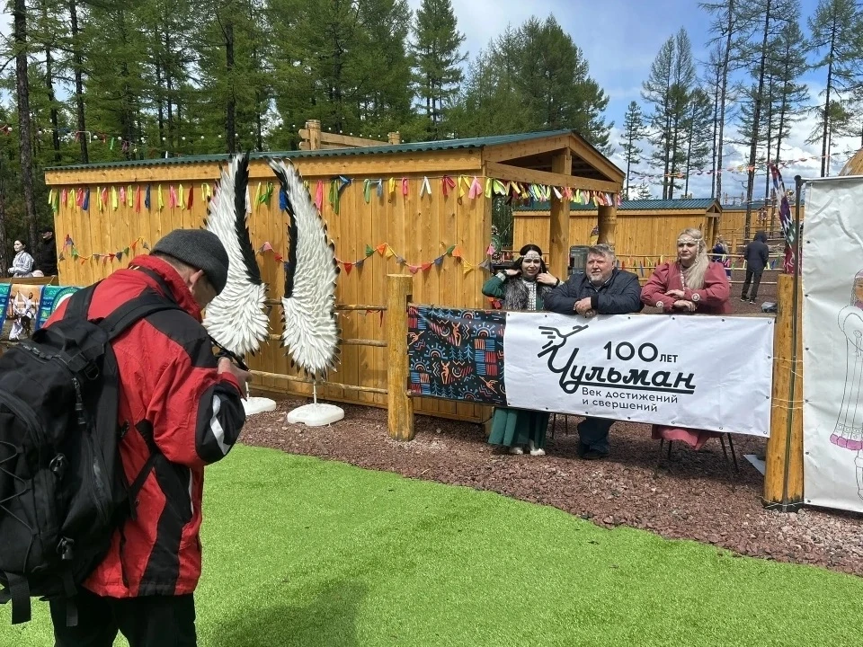 12 июня 2026 года в Нерюнгринском районе Якутии прошёл Ысыах на поляне Таастах. Праздно...