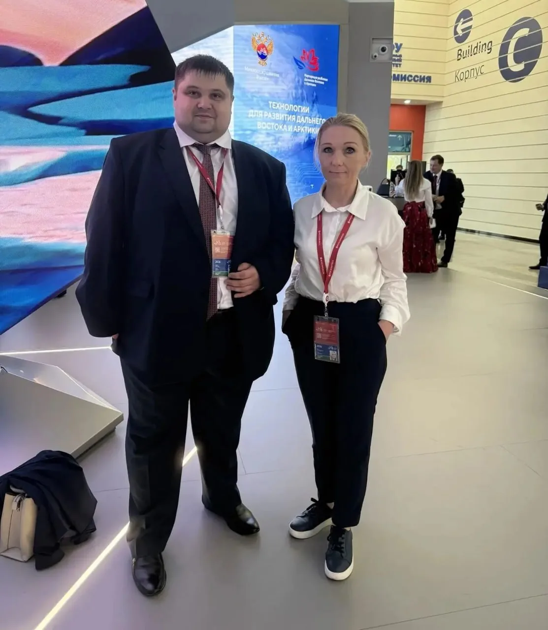 Платформы, ИИ-агенты и логистика будущего: эксперты ВШЭиБ на ВЭФ-2026