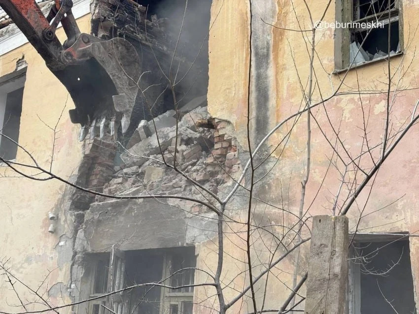 В Ростове насчитали 328 аварийных домов
 
Больше всего таких зданий находится в Кировском районе — 1