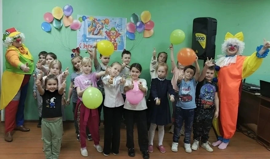 2 апреля сотрудники Новлянского сельского Дома культуры провели игровую программу «Мешо...
