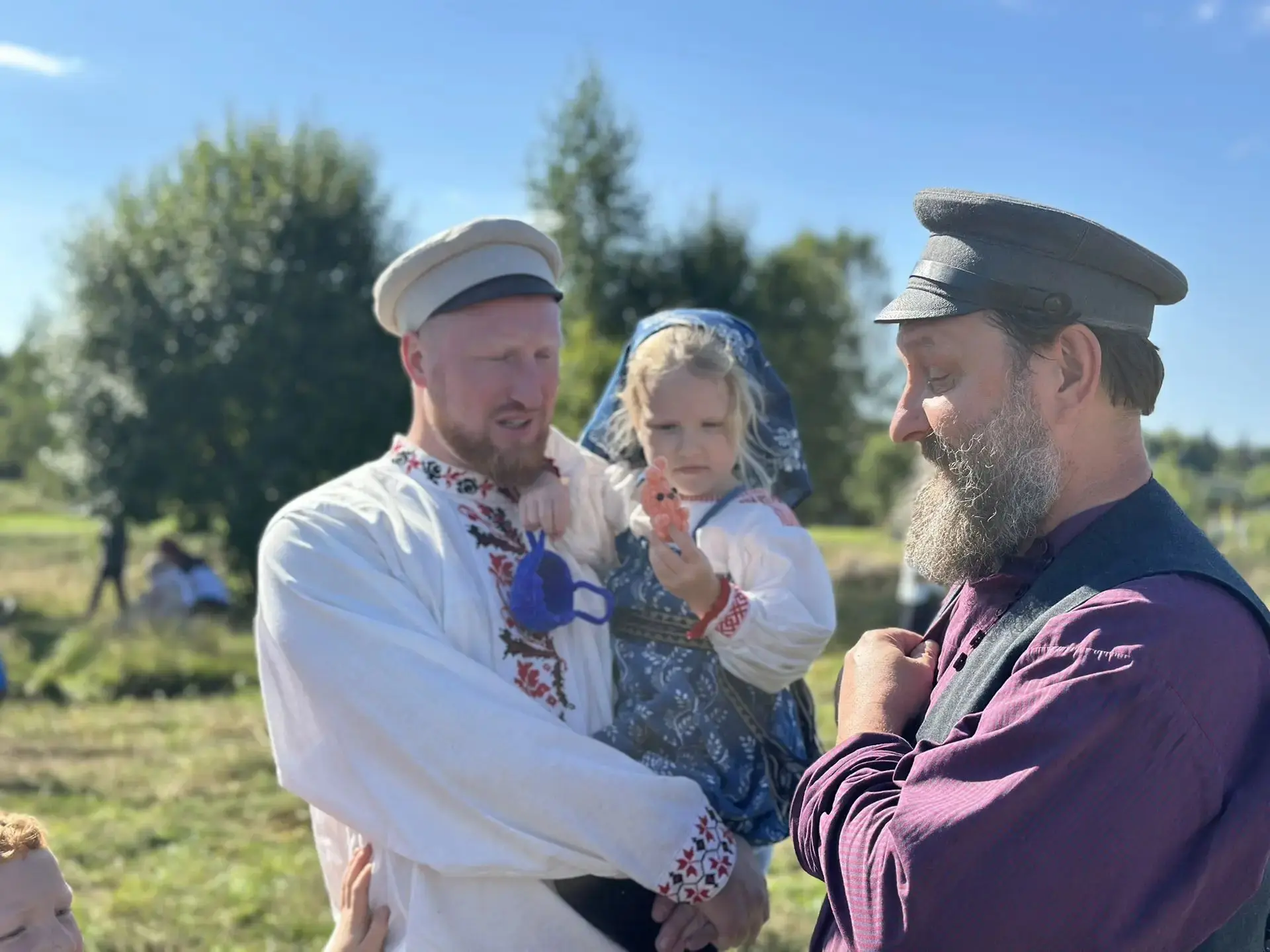 🌾В деревне Игрищи Большесельского округа прошел X семейный фестиваль "Влюблен в лен"