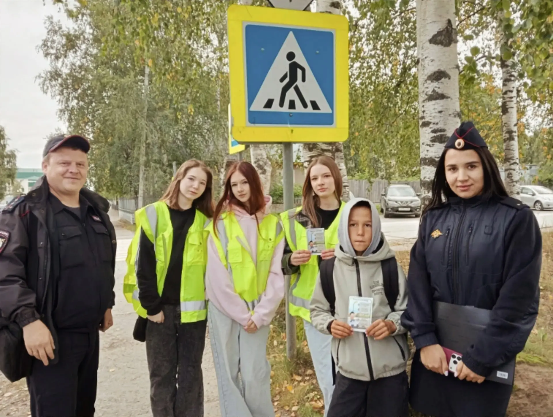 🚔Участники отряда Юных инспекторов движения (ЮИД) совместно с сотрудниками Госавтоинсп...