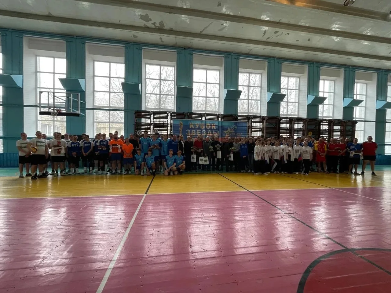 С 22 по 24 мая в Луганске прошел традиционный Кубок по волейболу, посвященный памяти Ол...