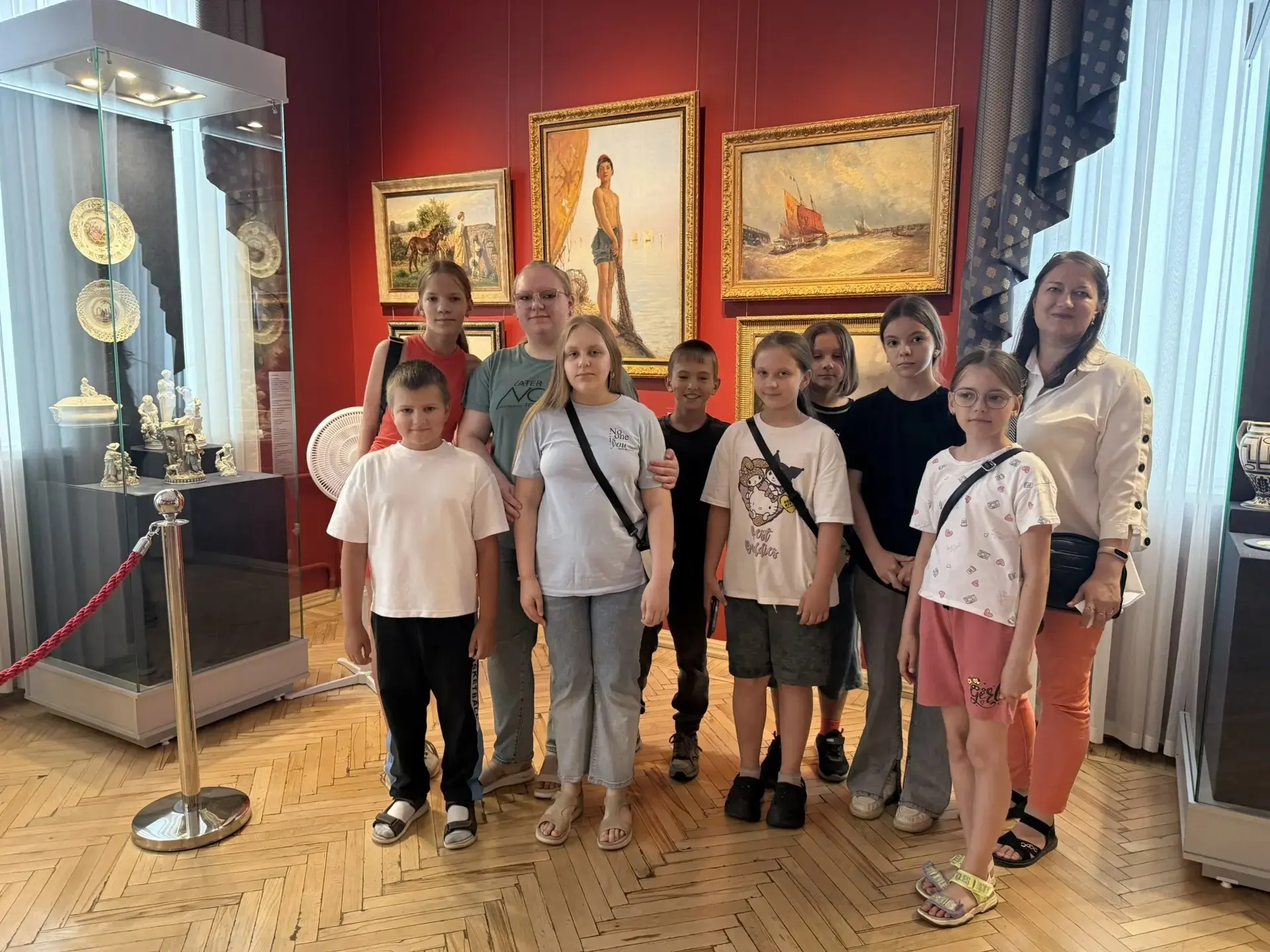 Лето с пользой: погружение в мир искусства! 🎨

Участники нашего подросткового клуба "Инициатива" от