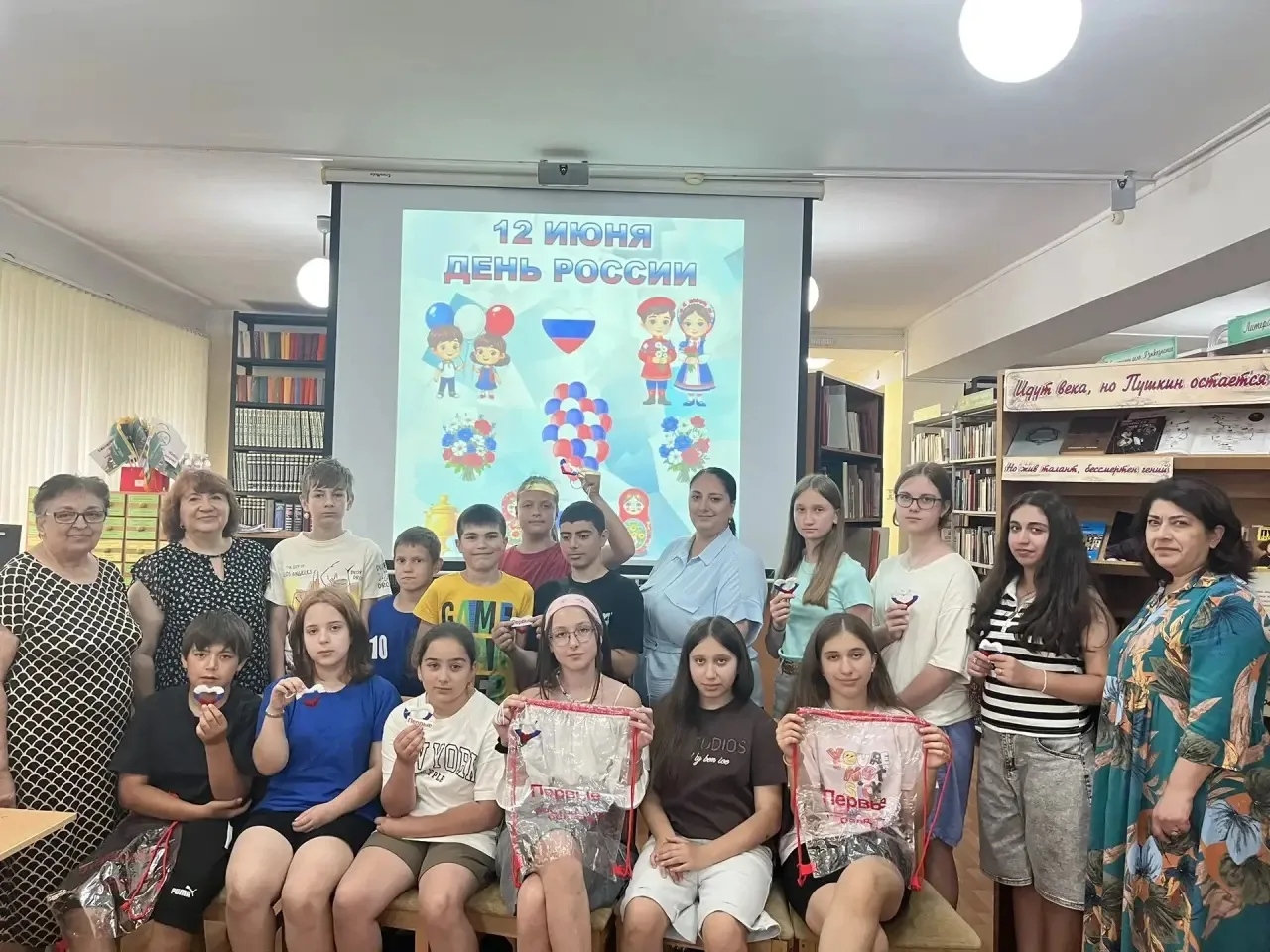 🏢МБУК МР «РДК» для школьников экологической смены «Лучики солнца»   МБОУ СОШ №3  провел  патриотиче