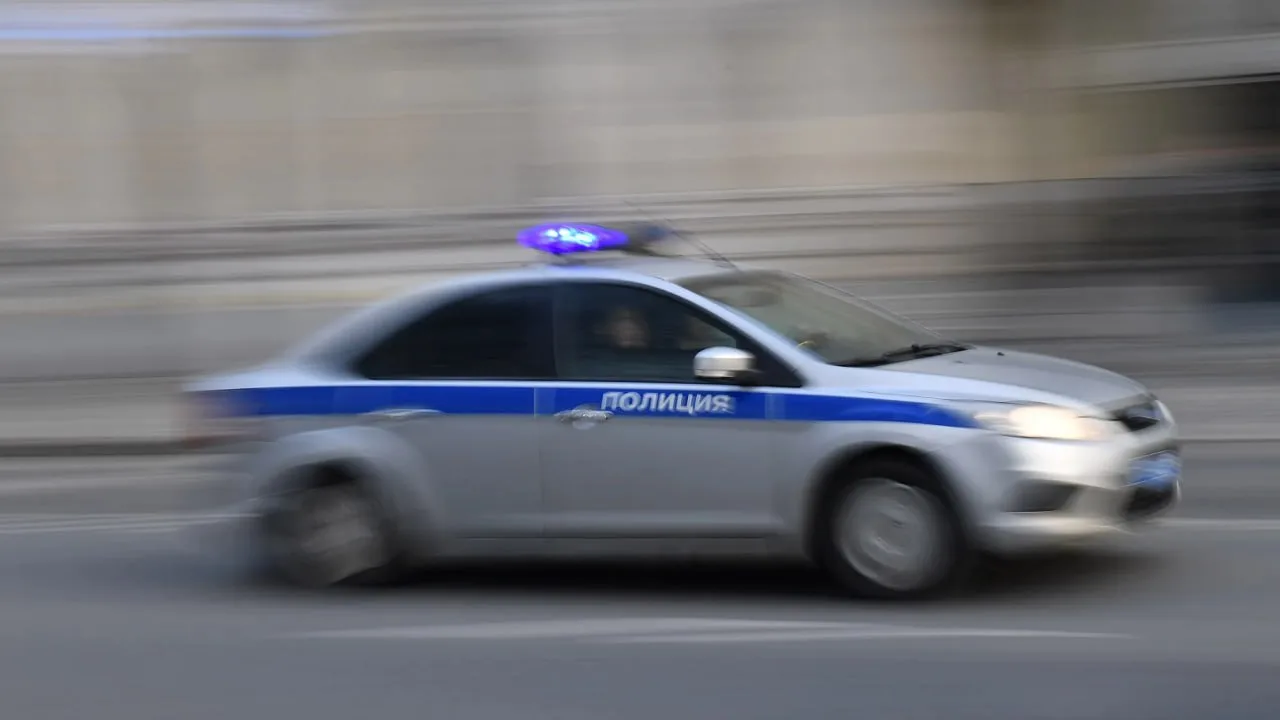 🚔 В Мурино задержали иностранца с запрещенкой

На улице Шувалова инспекторы остановили «Джили» под 